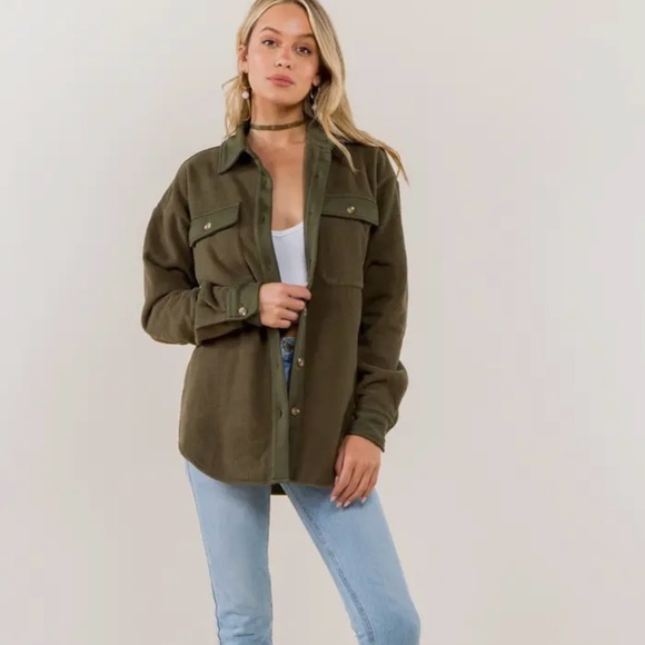 Olive green shacket by whiteroom + cactus - Picture 2 of 3